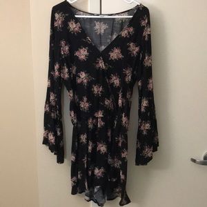 Floral Romper w/ pockets